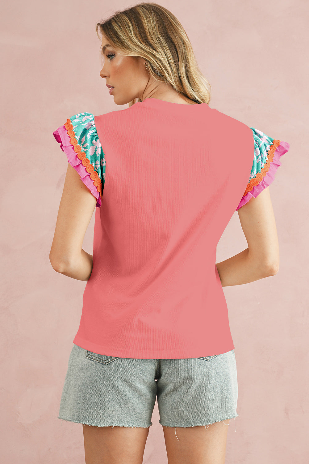 Light Green Ricrac Applique Floral Sleeve Textured Blouse – Shewin | ClozArt