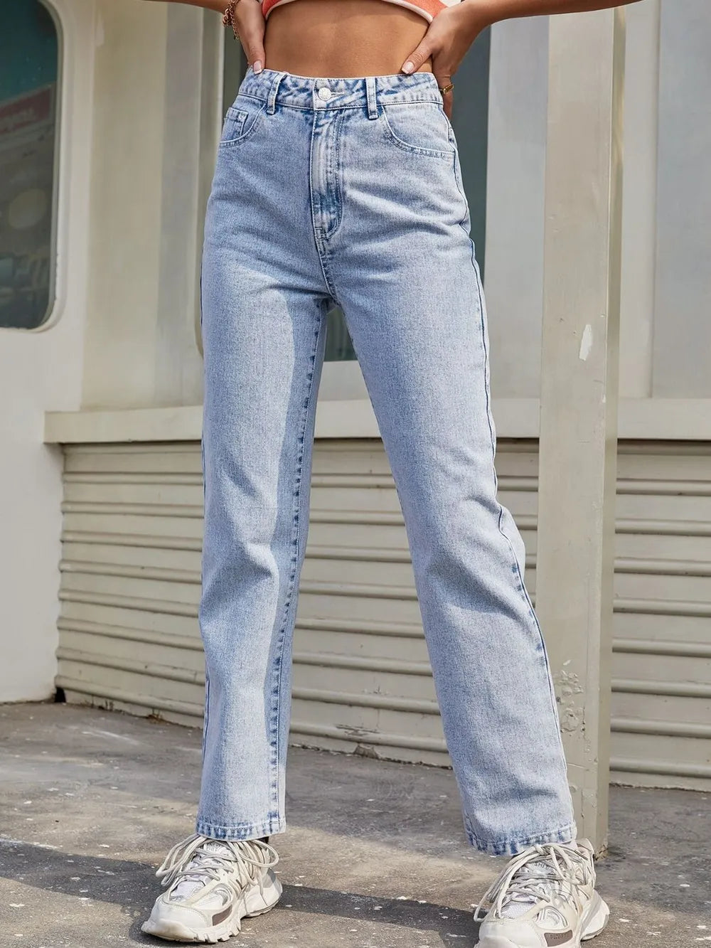 High Waist Straight Jeans with Pockets – Trendsi | ClozArt