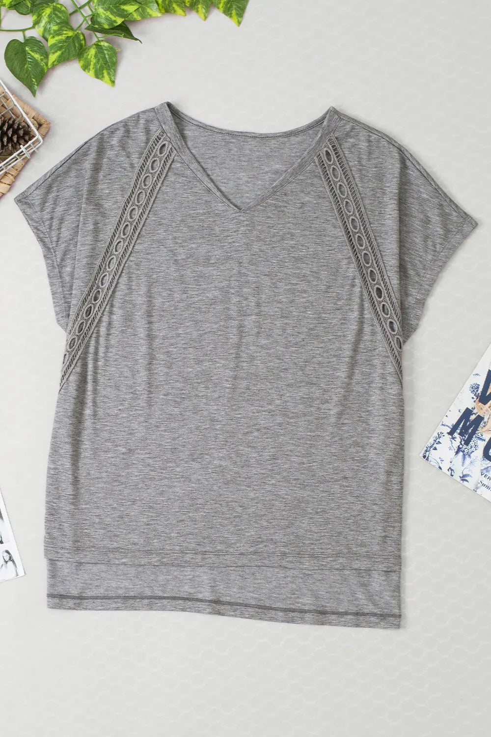 Heathered V-Neck Short Sleeve T-Shirt – Trendsi | ClozArt