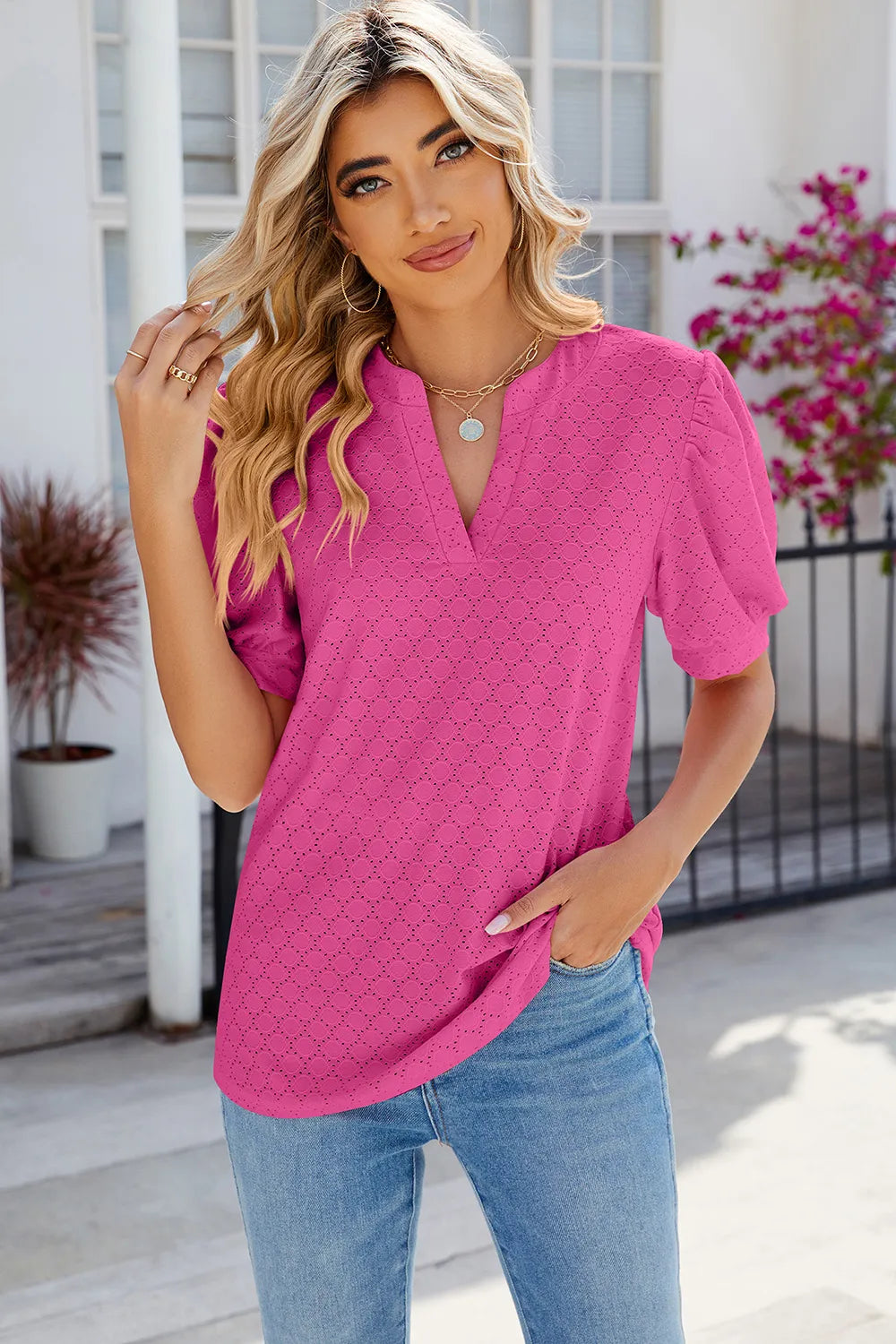 Eyelet Notched Puff Sleeve T-Shirt – Trendsi | ClozArt