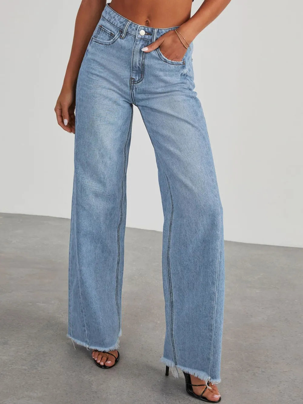 Raw Hem Wide Leg Jeans with Pockets – Trendsi | ClozArt