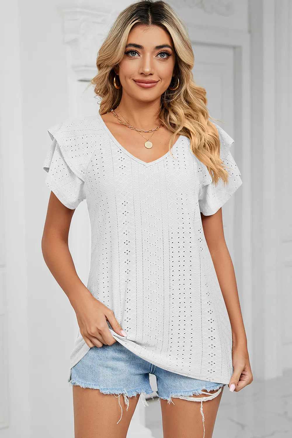 Eyelet V-Neck Short Sleeve T-Shirt – Trendsi | ClozArt