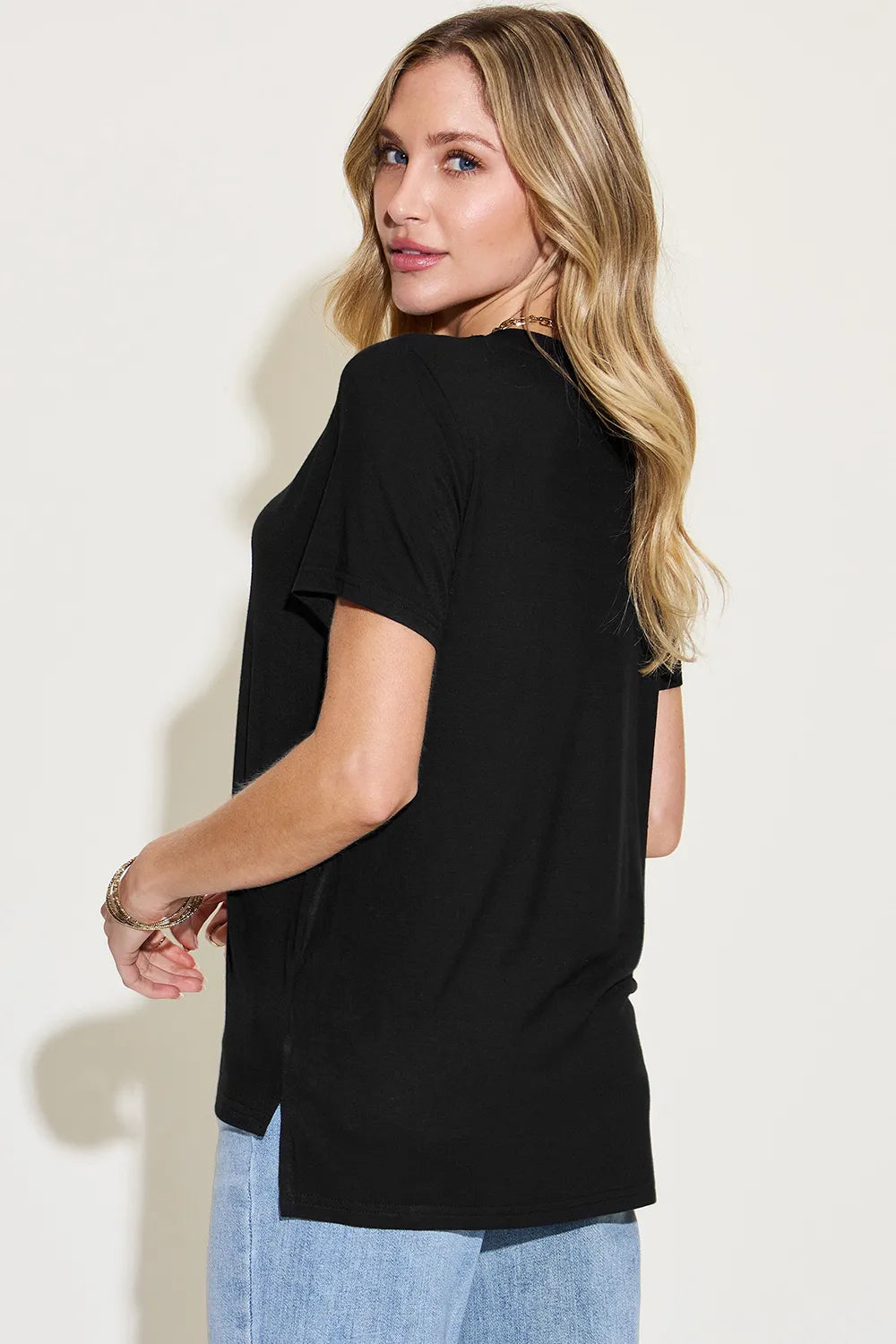 Basic Bae Full Size V-Neck High-Low T-Shirt – Trendsi | ClozArt