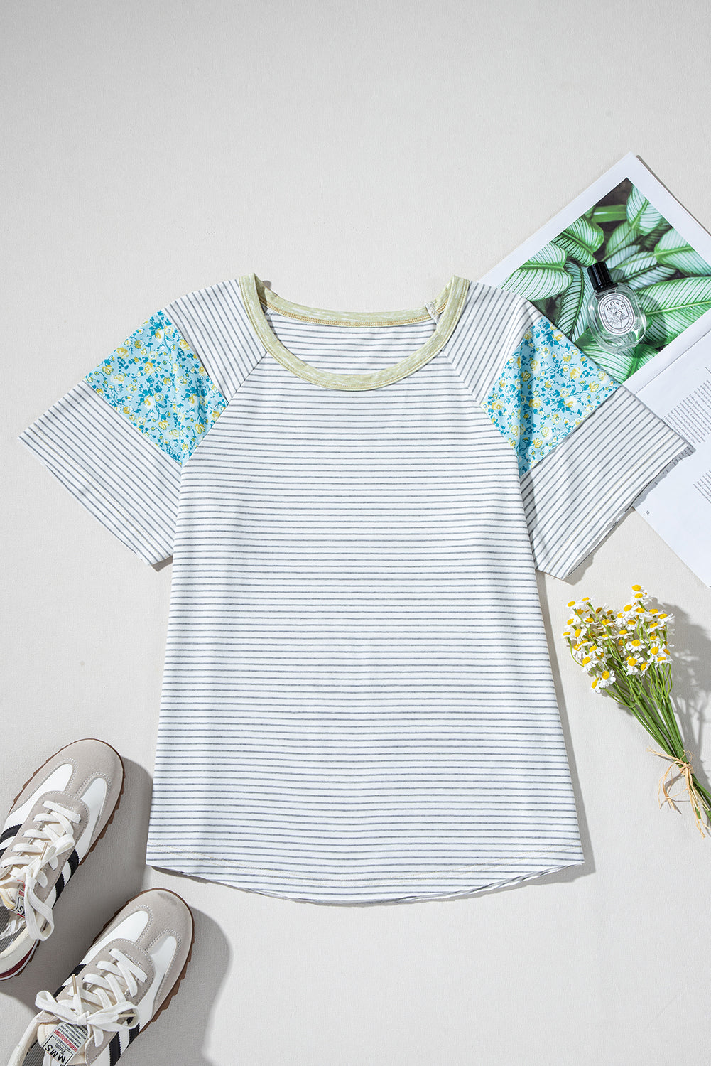 White Striped Floral Patchwork Sleeves Contrast Round Neck T Shirt – Shewin | ClozArt