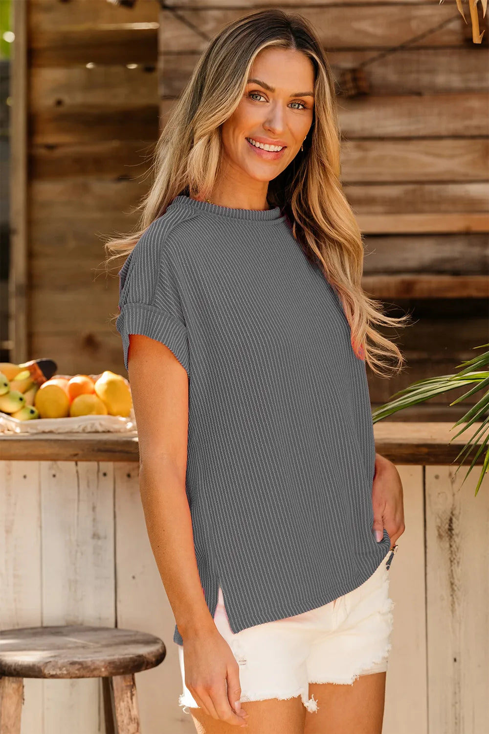 Exposed Seam Round Neck Short Sleeve T-Shirt – Trendsi | ClozArt