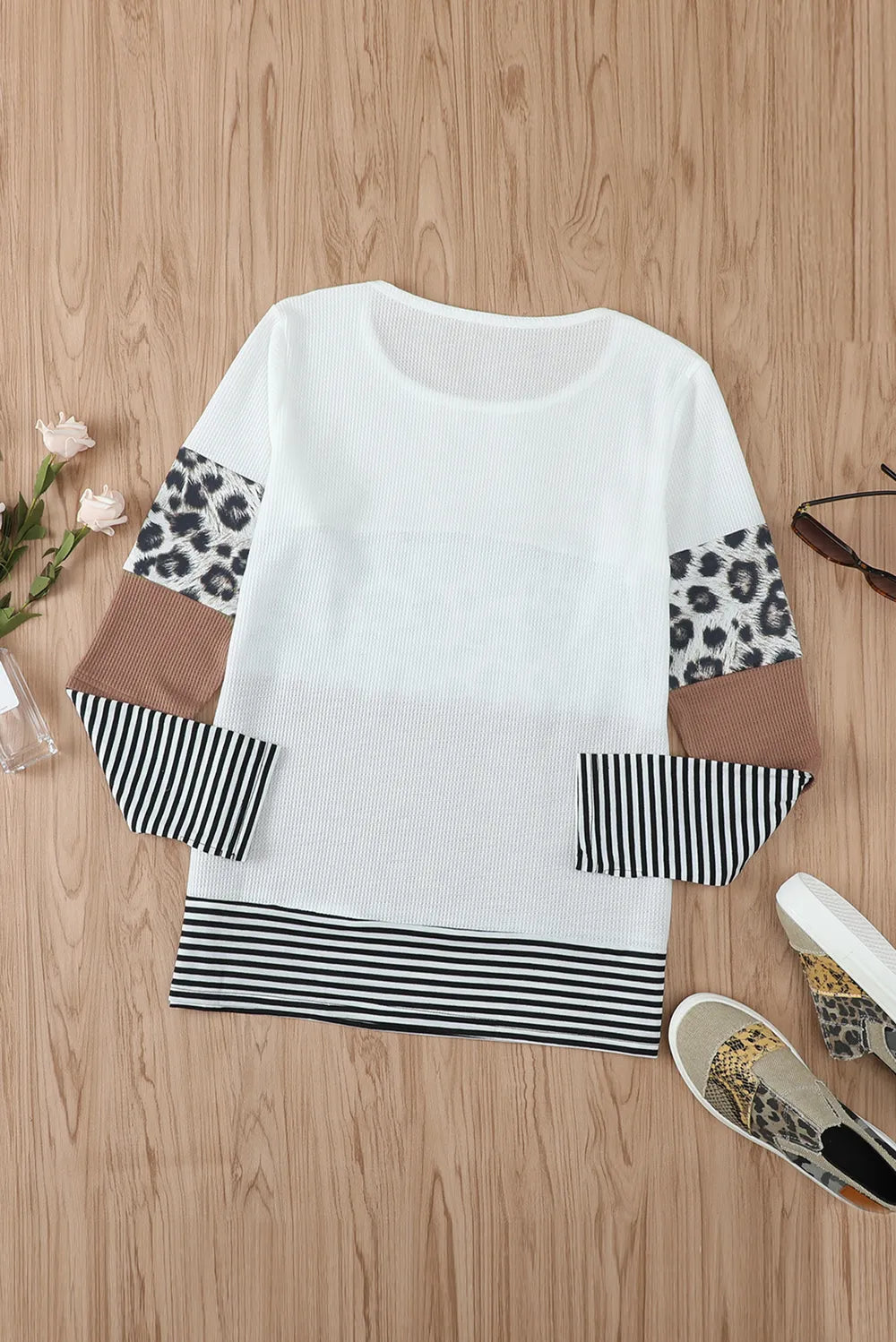 Waffle-Knit Leopard Round Neck Long Sleeve T-Shirt – Trendsi | ClozArt
