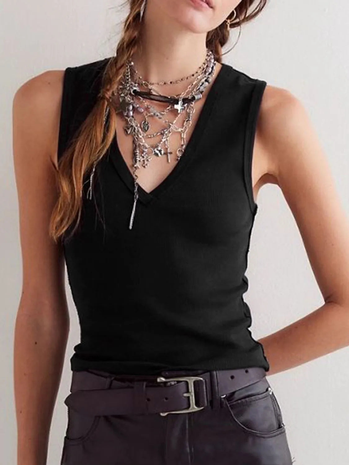 V-Neck Wide Strap Tank – Trendsi | ClozArt
