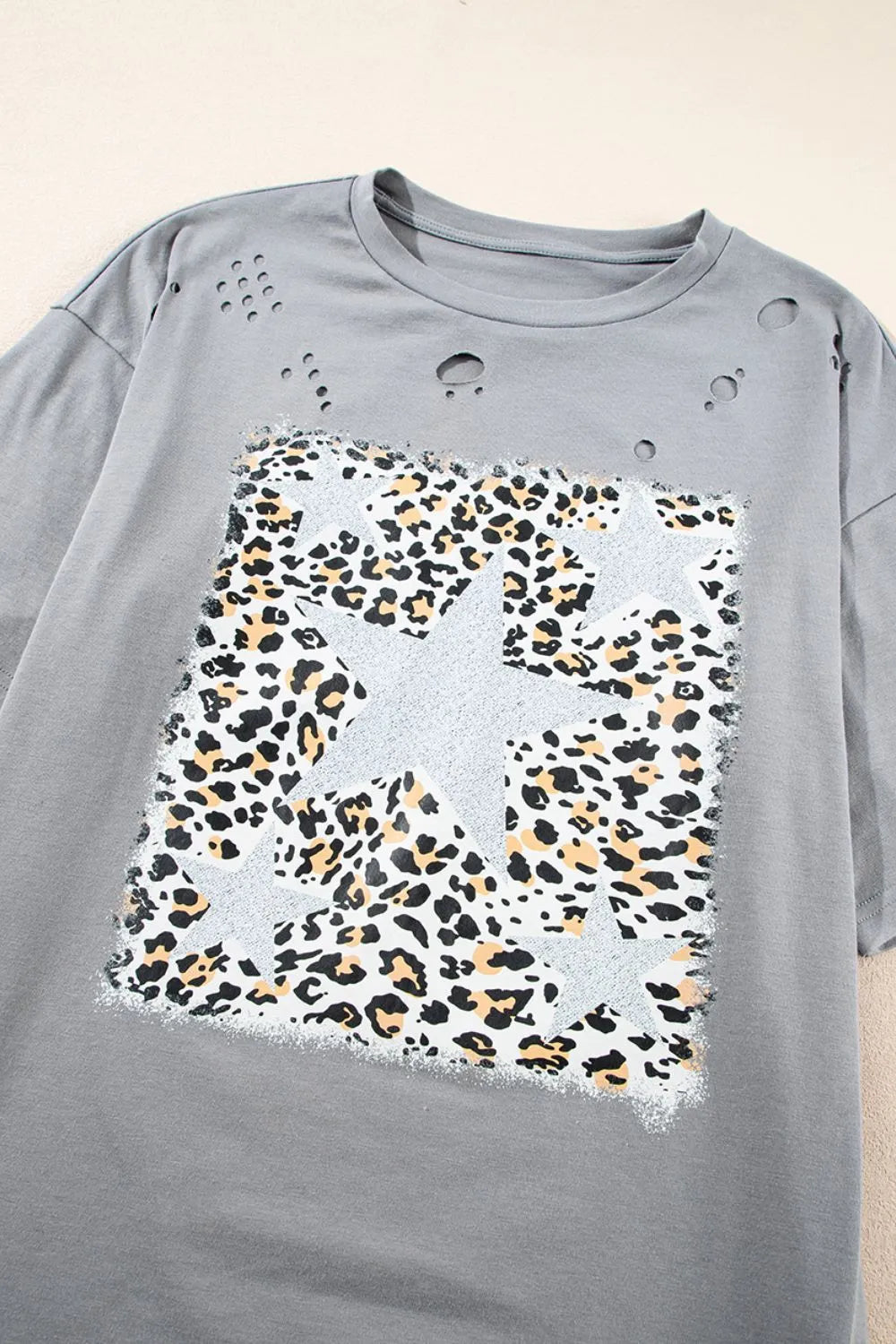 Stars Leopard Graphic Distressed T-Shirt – Trendsi | ClozArt