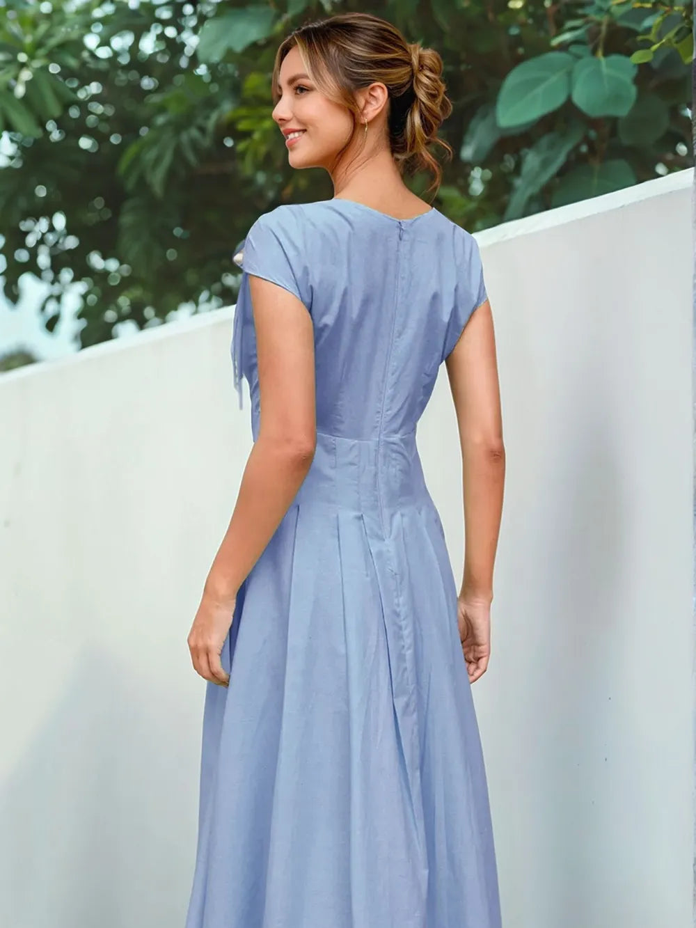 Pleated Detail V-Neck Cap Sleeve Midi Dress – Trendsi | ClozArt