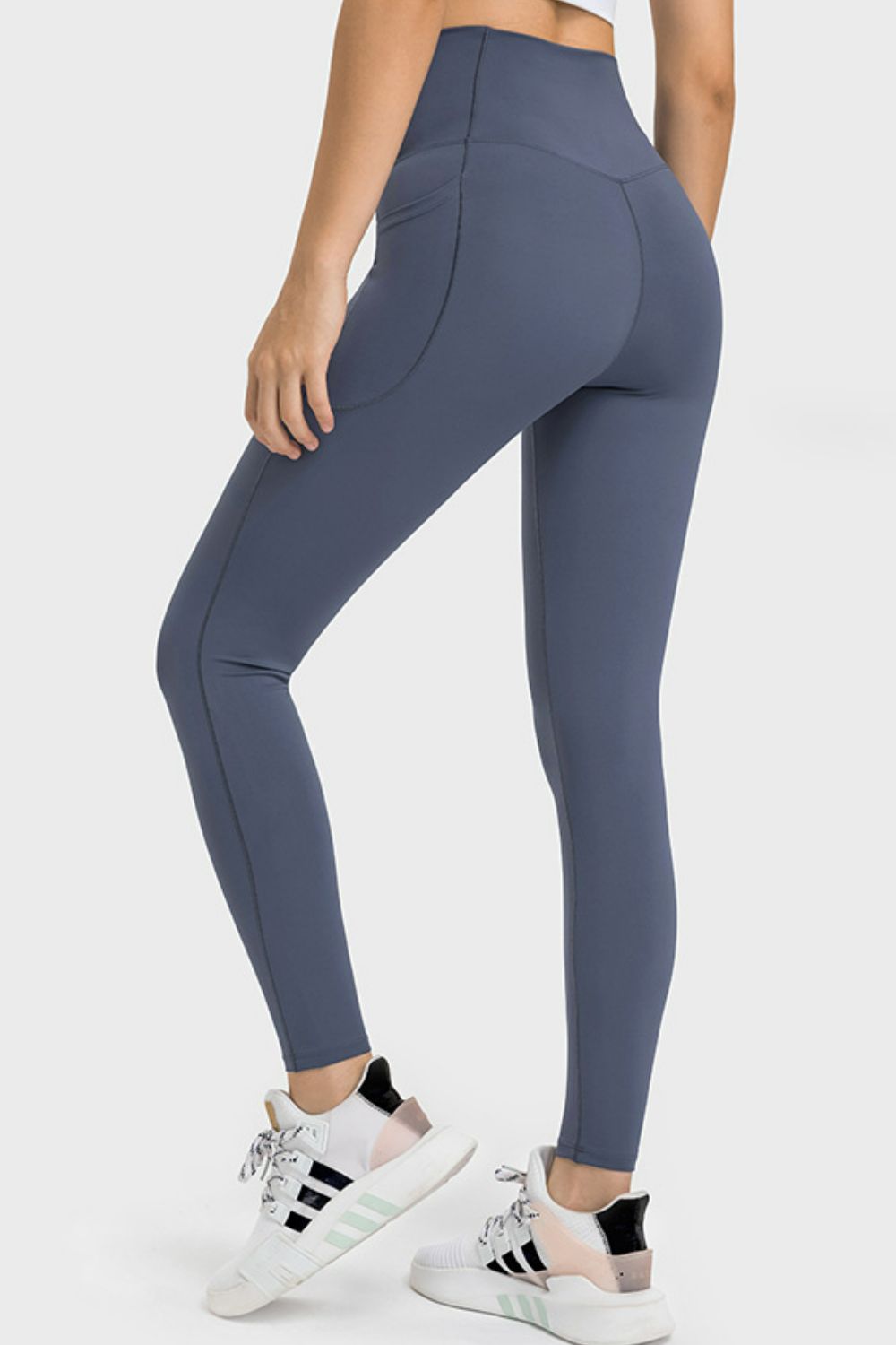 Millennia V-Waist Yoga Leggings with Pockets – Trendsi | ClozArt