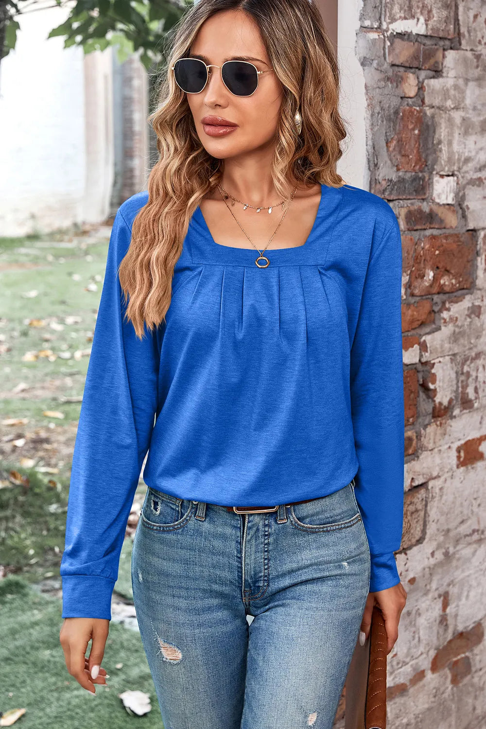 Ruched Square Neck Long Sleeve T-Shirt – Trendsi | ClozArt