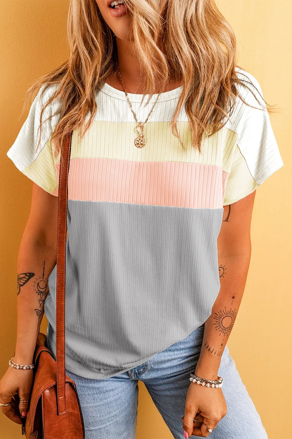 Color Block Round Neck Short Sleeve T-Shirt – Trendsi | ClozArt