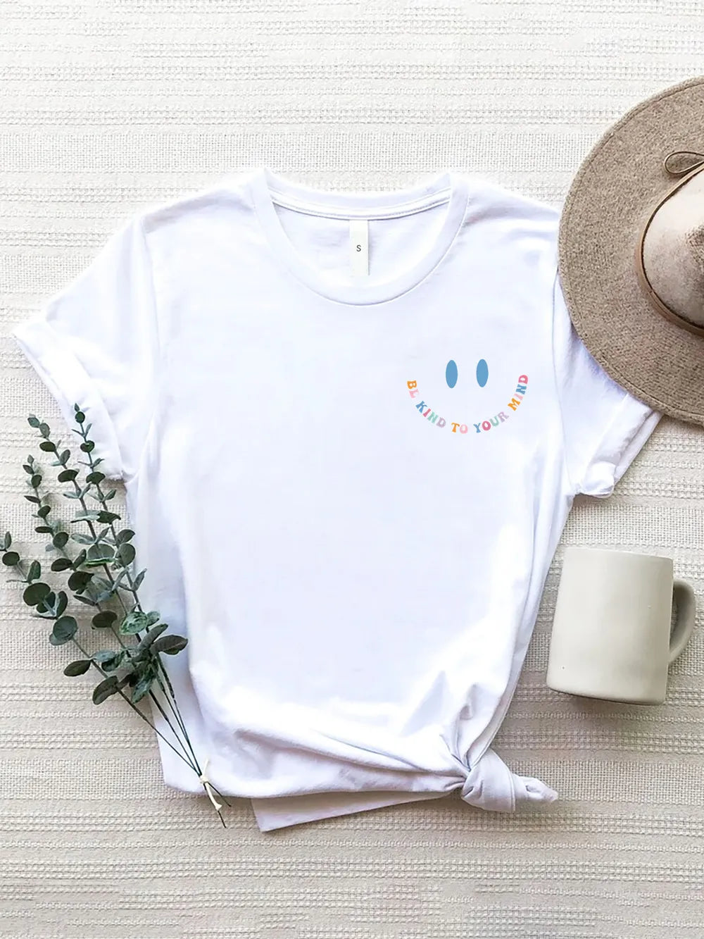 Letter Graphic Round Neck Short Sleeve T-Shirt – Trendsi | ClozArt