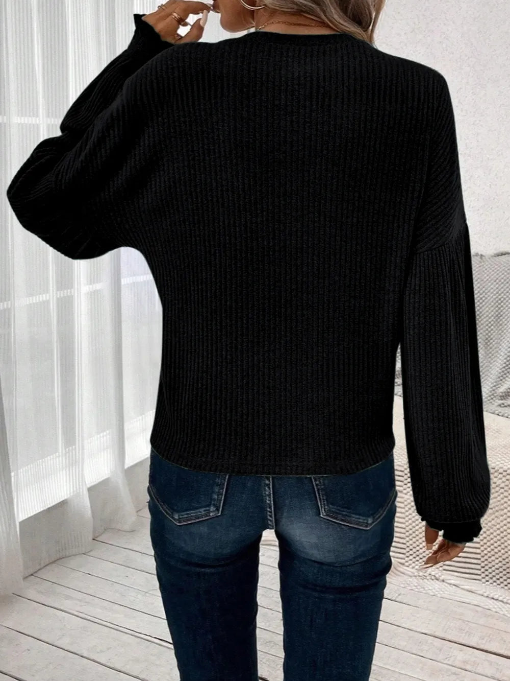 Ribbed Round Neck Lantern Sleeve T-Shirt – Trendsi | ClozArt