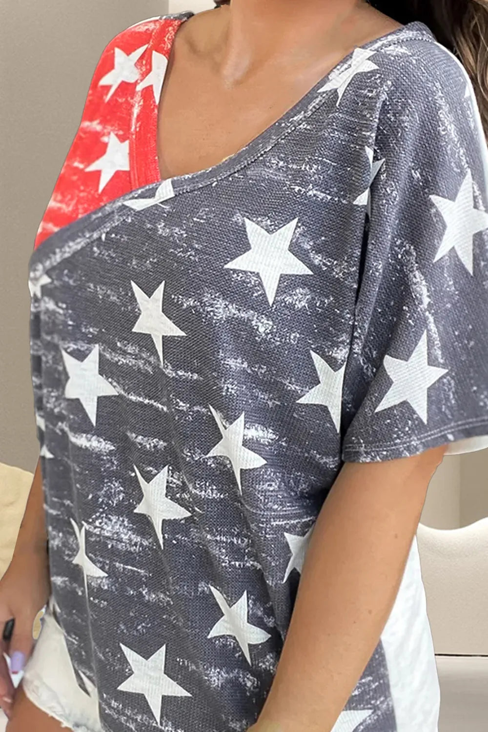 Star Surplice Short Sleeve T-Shirt – Trendsi | ClozArt