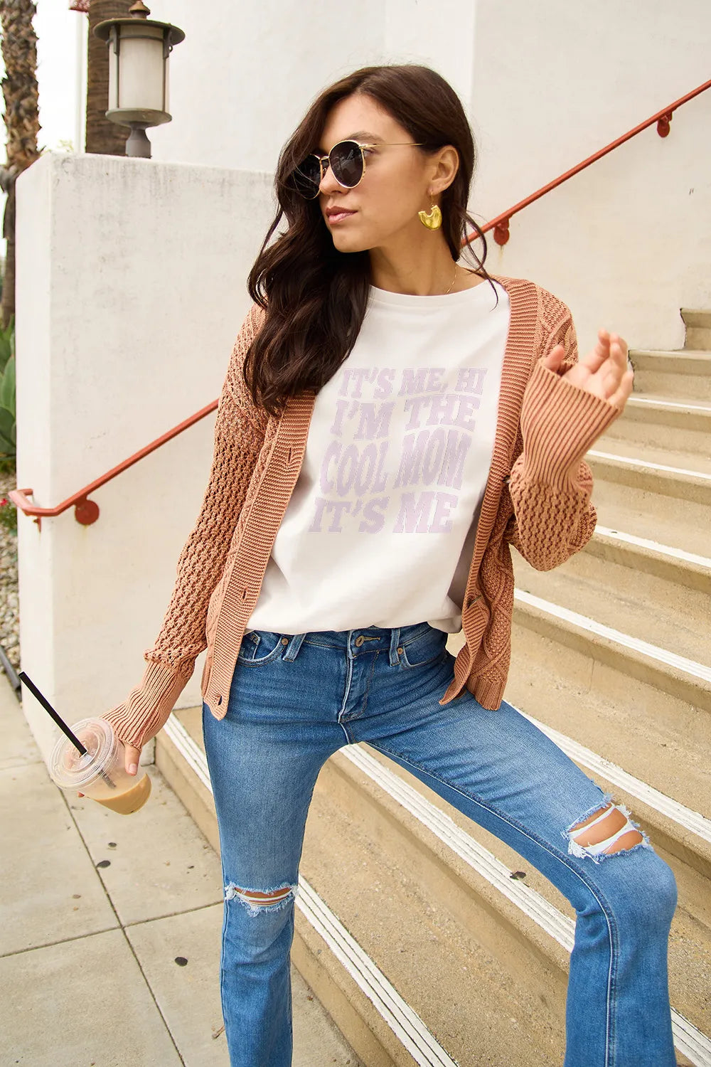 Simply Love Full Size IT'S ME,HI I'M THE COOL MOM IT'S ME Round Neck T-Shirt – Trendsi | ClozArt