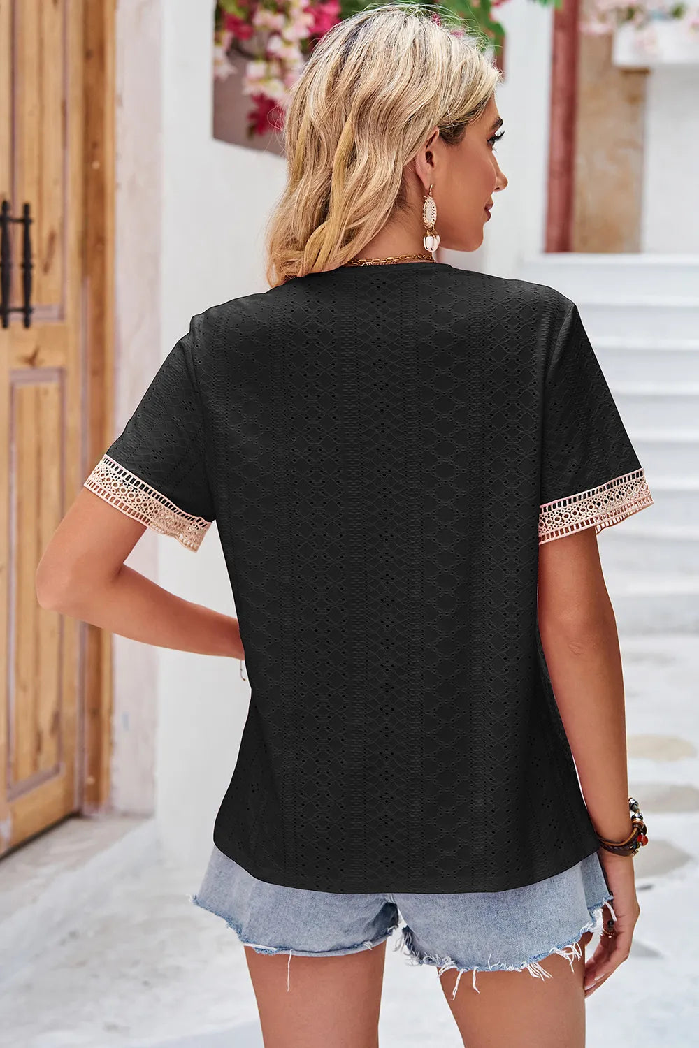 Eyelet V-Neck Short Sleeve T-Shirt – Trendsi | ClozArt