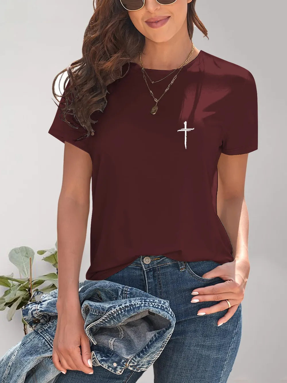 Cross Graphic Round Neck T-Shirt – Trendsi | ClozArt