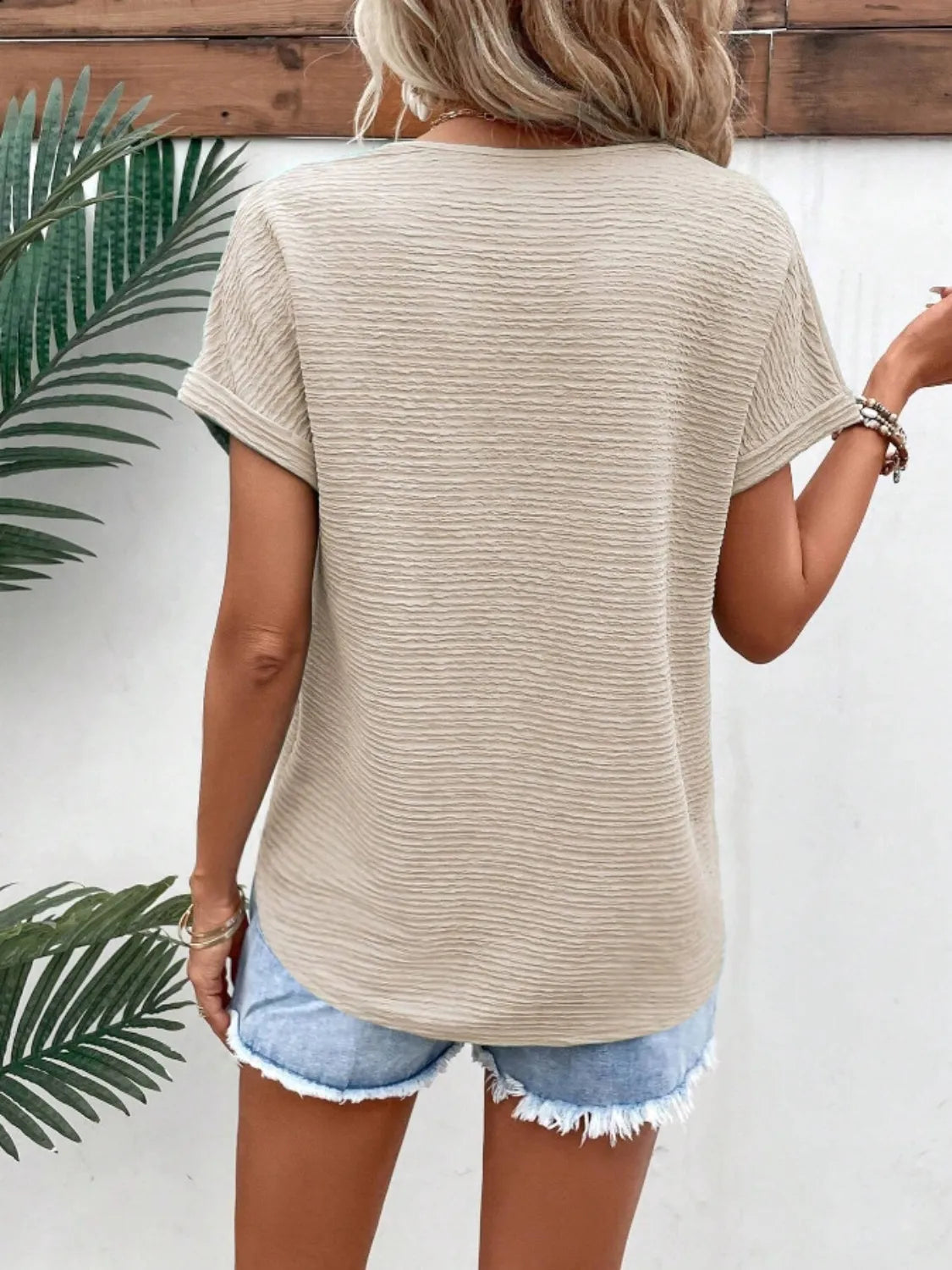 Textured Solid Color Short Sleeve Top – Trendsi | ClozArt