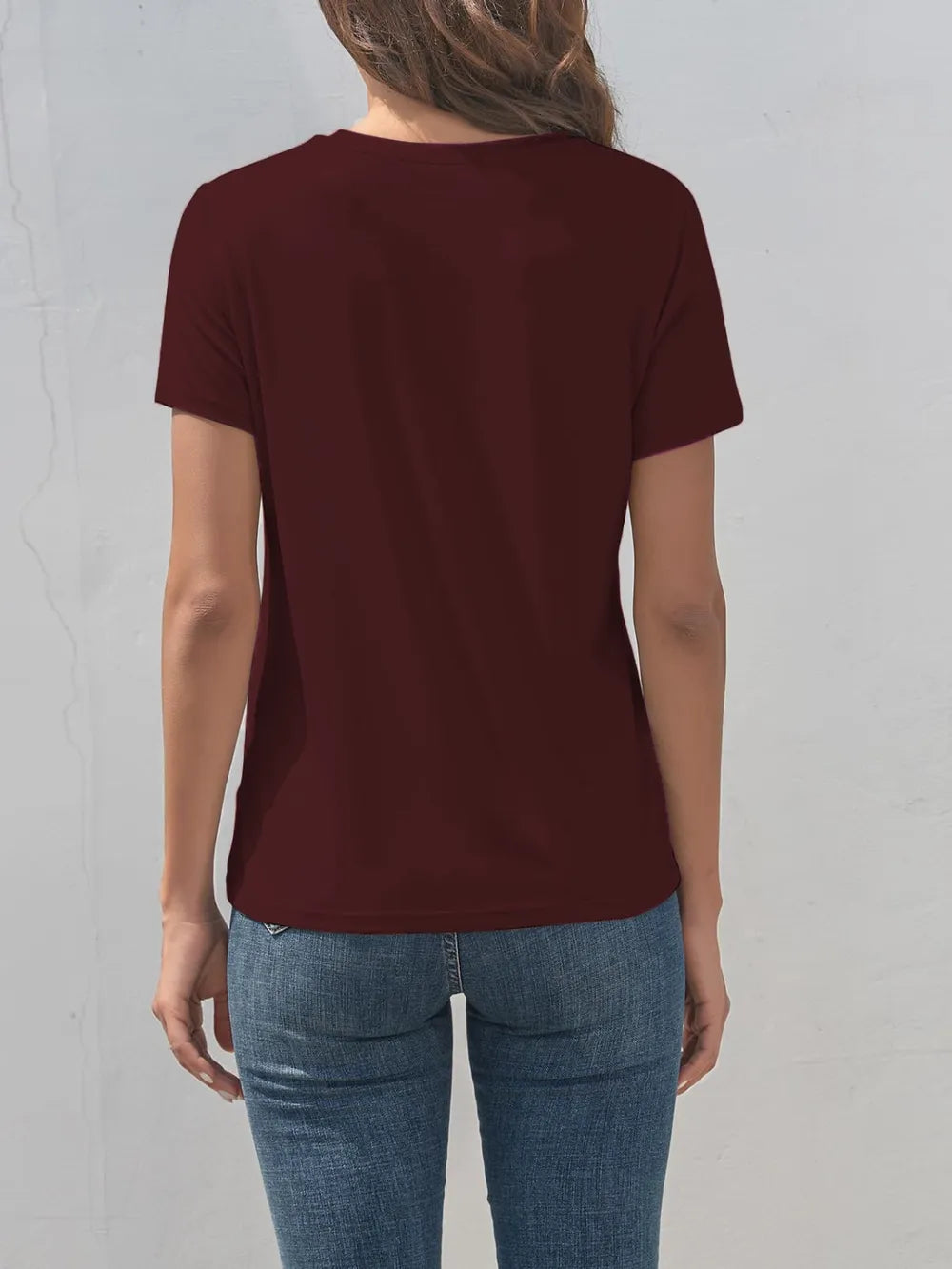 Giraffe Graphic Round Neck T-Shirt – Trendsi | ClozArt