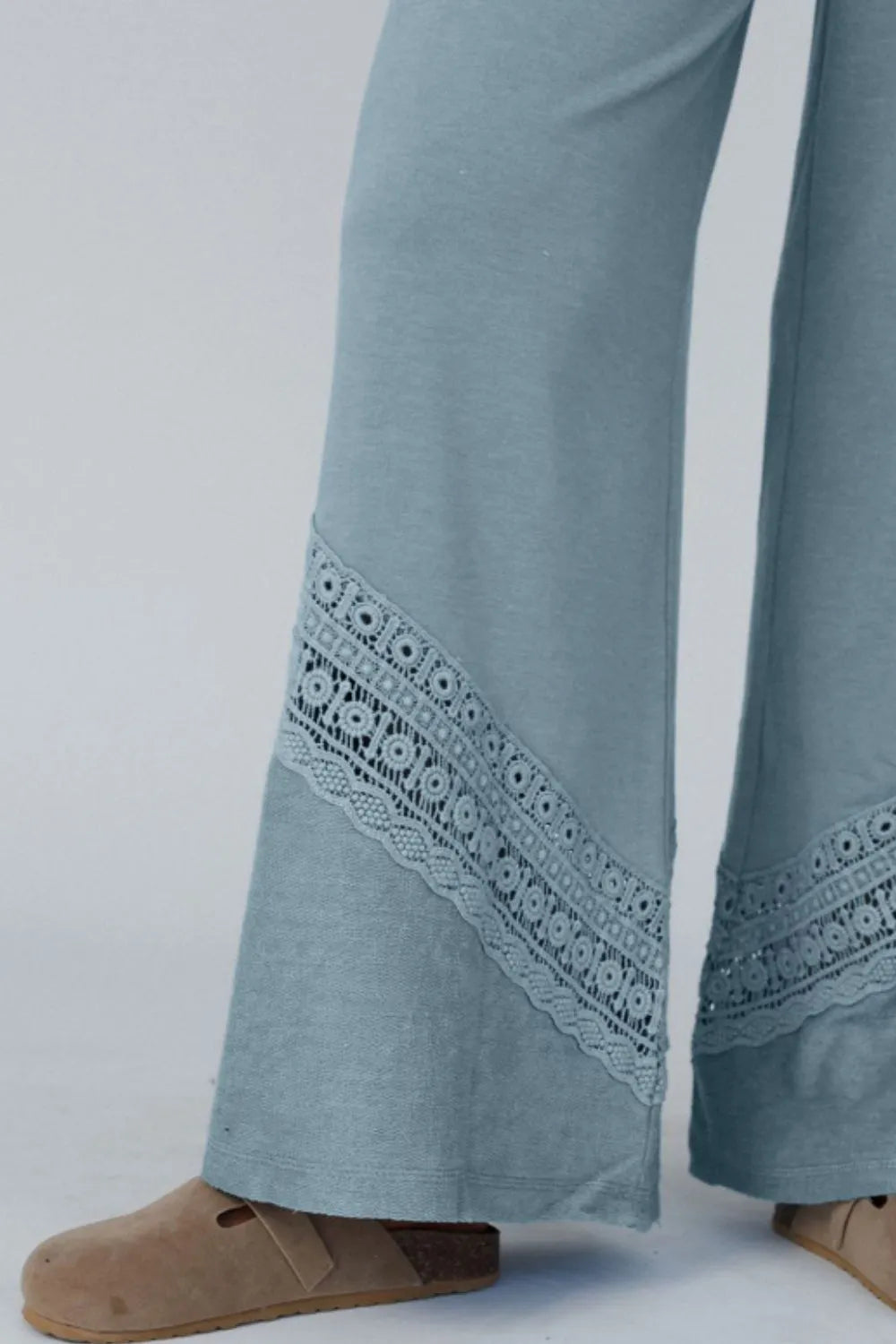 Lace Detail Wide Leg Pants – Trendsi | ClozArt