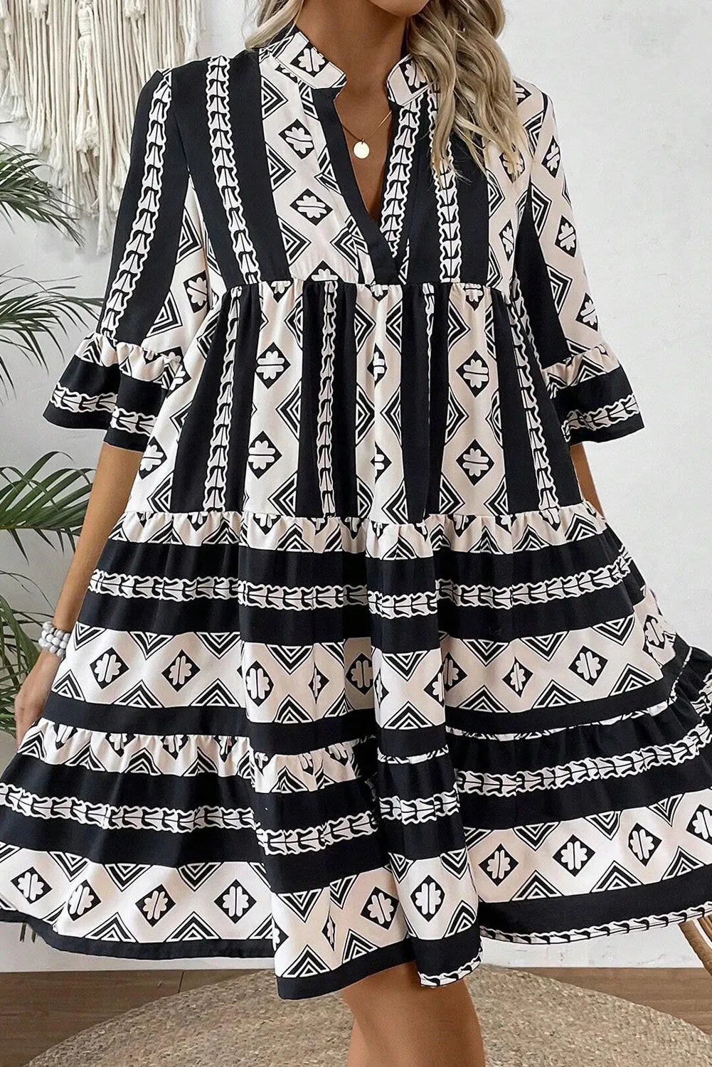 Tiered Printed Notched Half Sleeve Dress – Trendsi | ClozArt