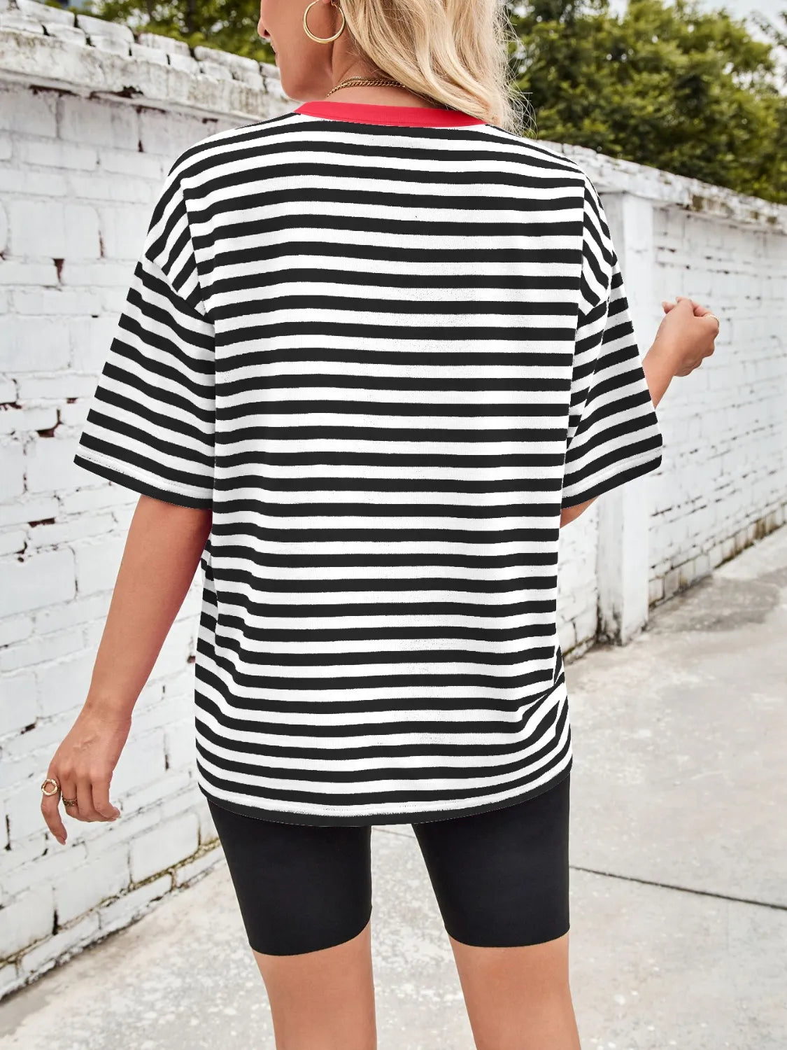 Contrast Striped Round Neck T-Shirt – Trendsi | ClozArt