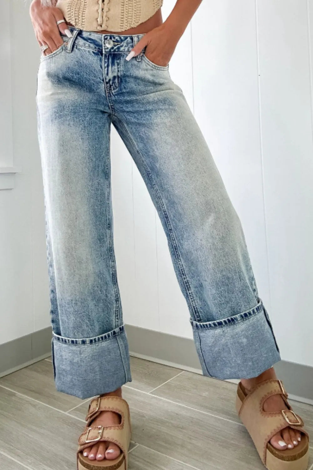 Washed Wide Leg Jeans with Pockets – Trendsi | ClozArt