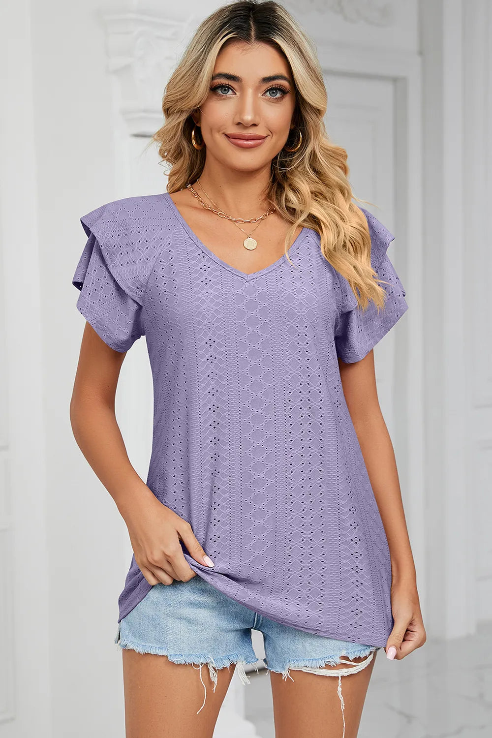 Eyelet V-Neck Short Sleeve T-Shirt – Trendsi | ClozArt