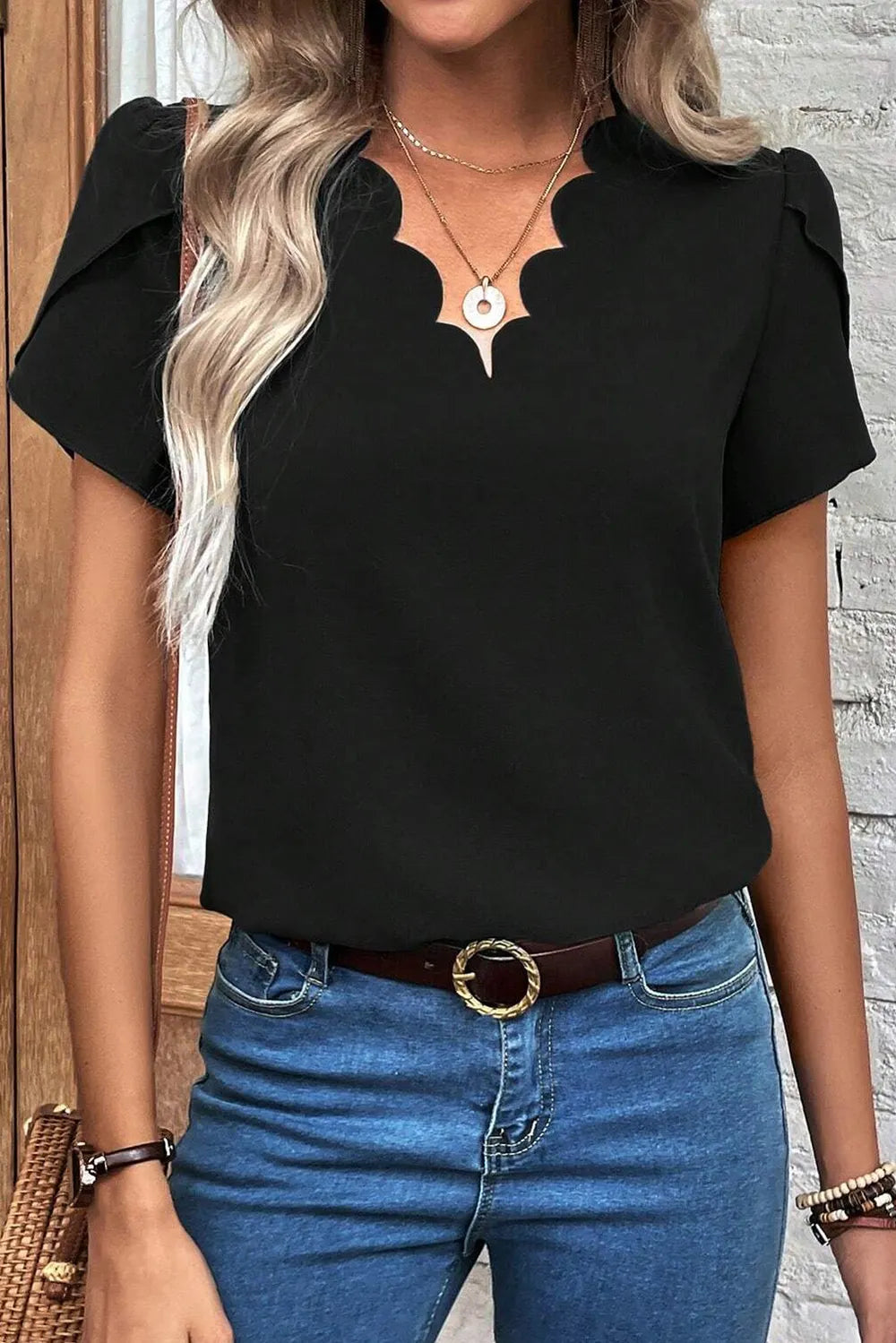 V-Neck Short Sleeve T-Shirt – Trendsi | ClozArt