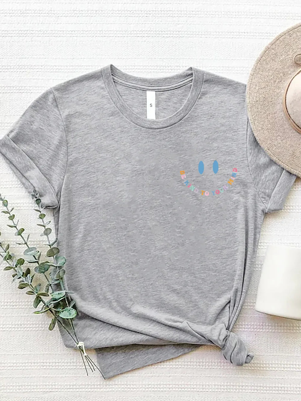 Letter Graphic Round Neck Short Sleeve T-Shirt – Trendsi | ClozArt