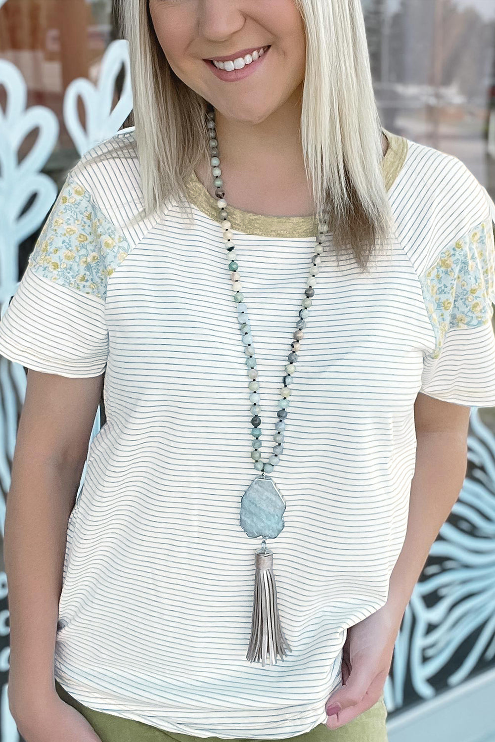 White Striped Floral Patchwork Sleeves Contrast Round Neck T Shirt – Shewin | ClozArt