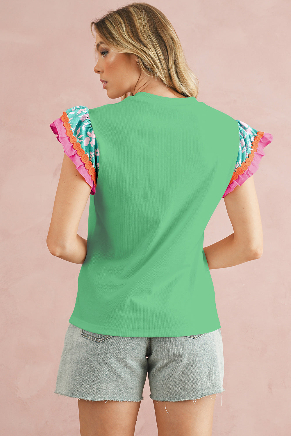 Light Green Ricrac Applique Floral Sleeve Textured Blouse – Shewin | ClozArt