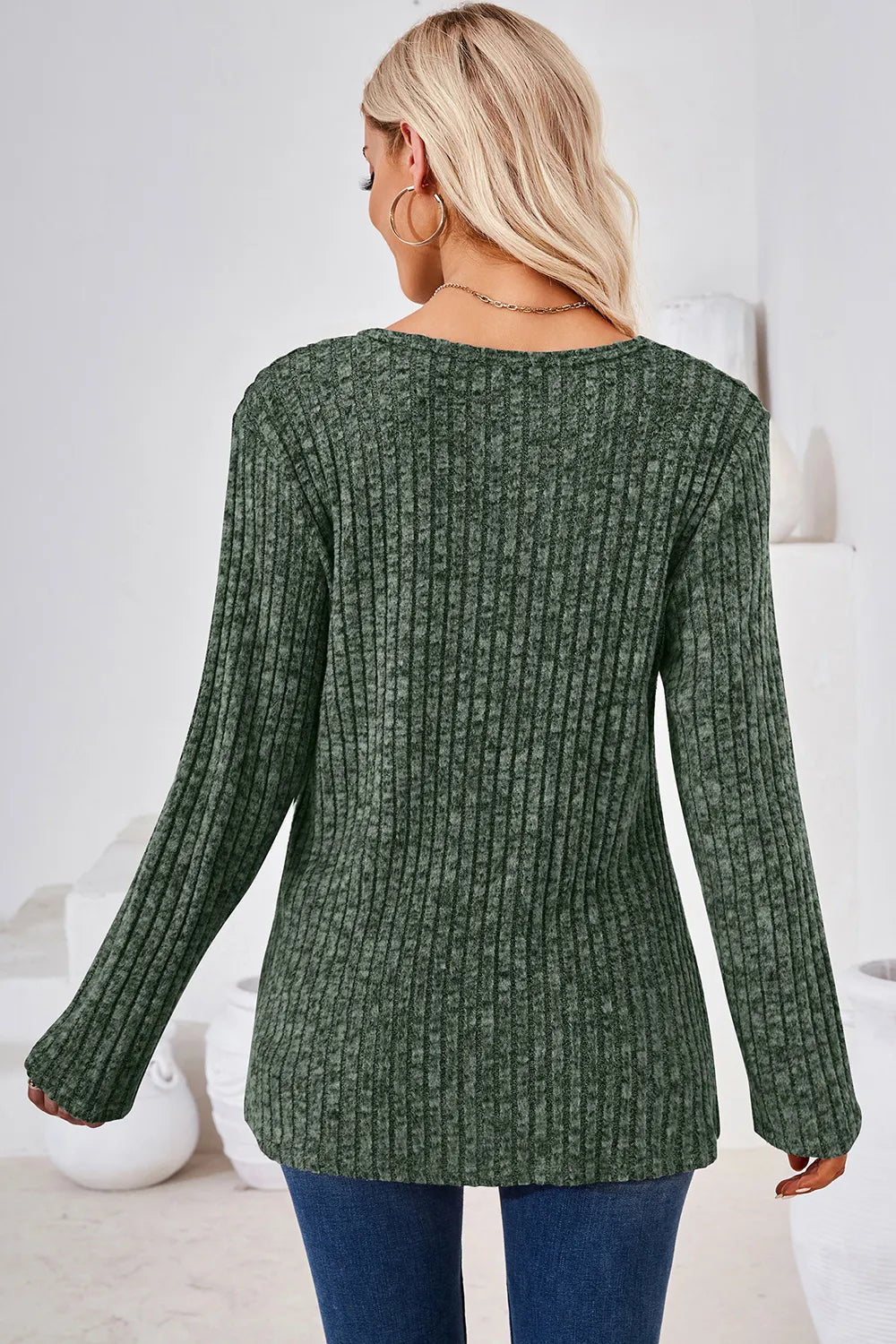 Round Neck Long Sleeve T-Shirt – Trendsi | ClozArt