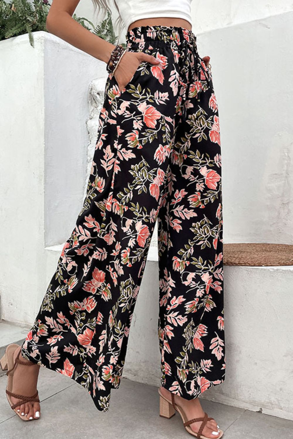 Perfee Floral Pull-On Wide Leg Pants – Trendsi | ClozArt