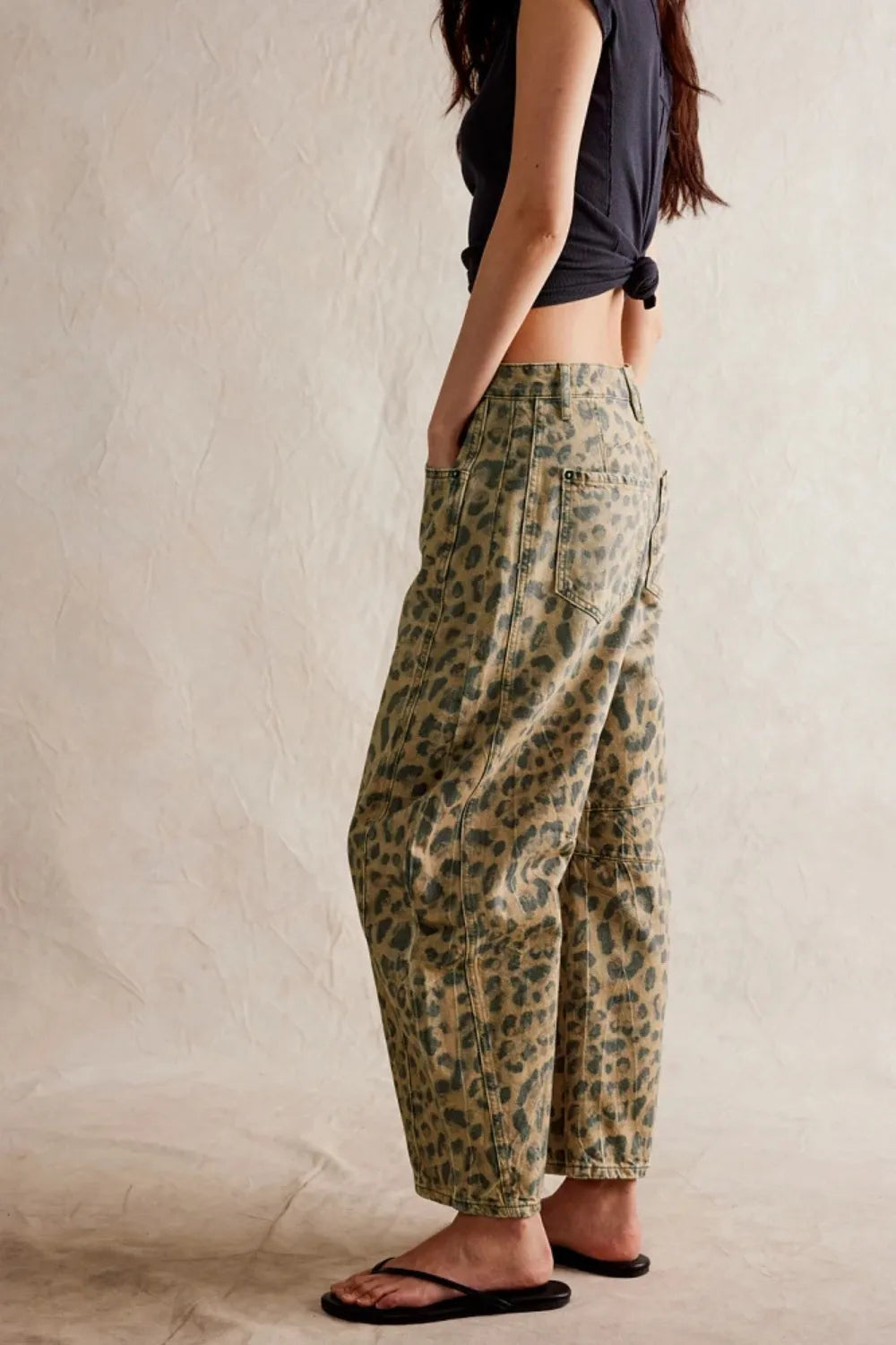 Wide Leg Jeans with Pockets – Trendsi | ClozArt
