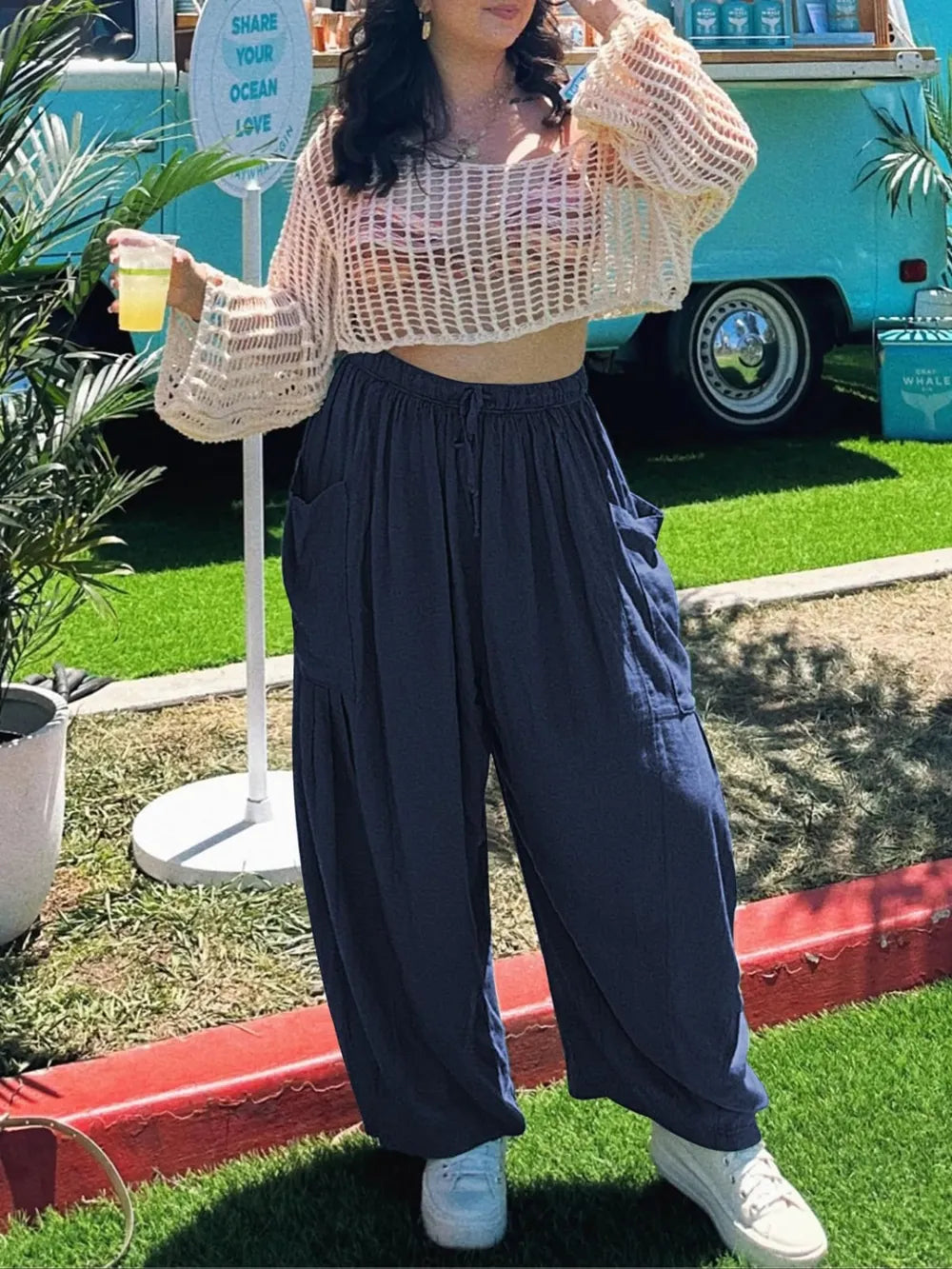 Full Size Drawstring Pants with Pockets Plus Size – Trendsi | ClozArt