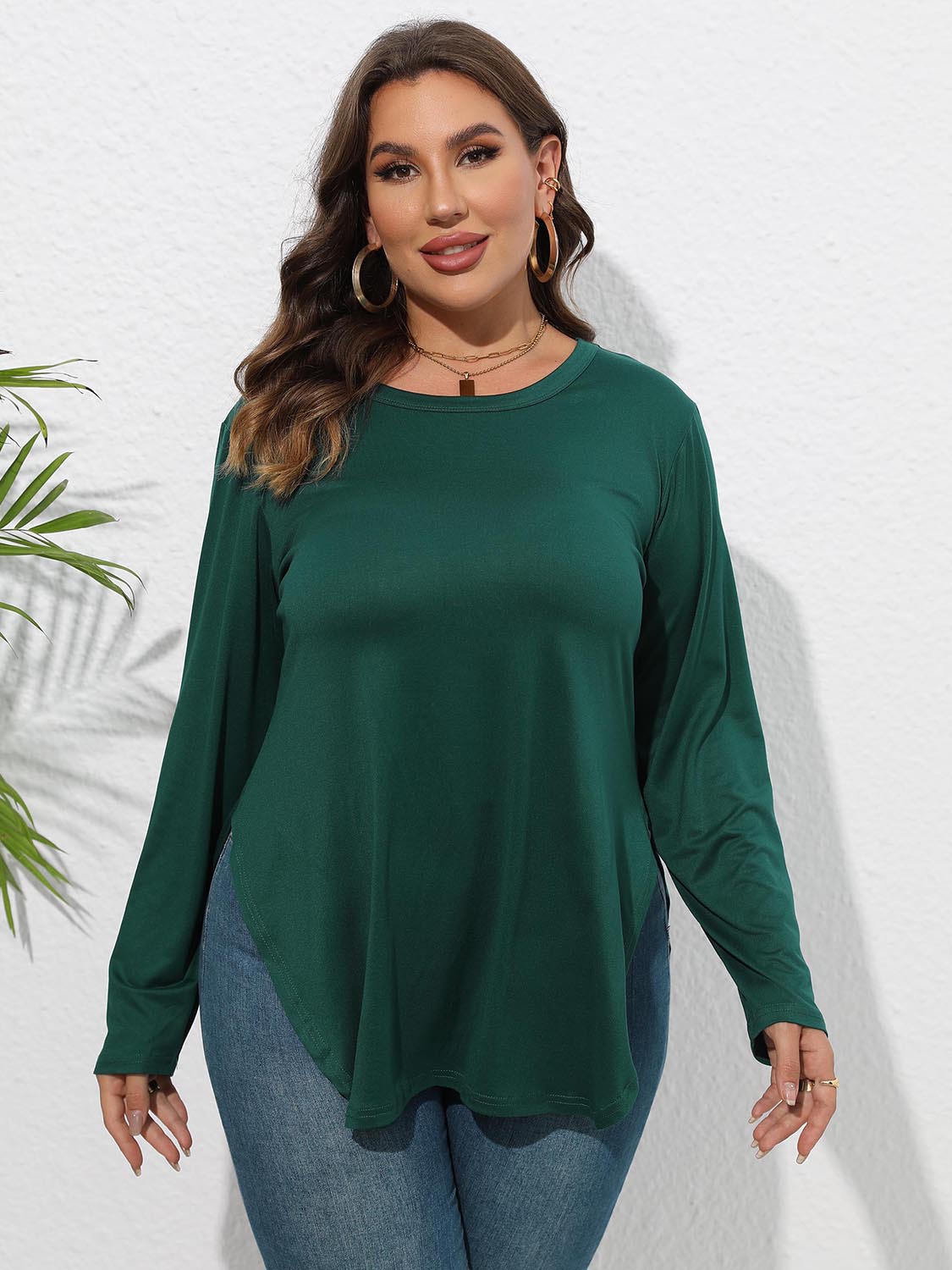 Plus Size Round Neck Long Sleeve Slit T-Shirt – Trendsi | ClozArt