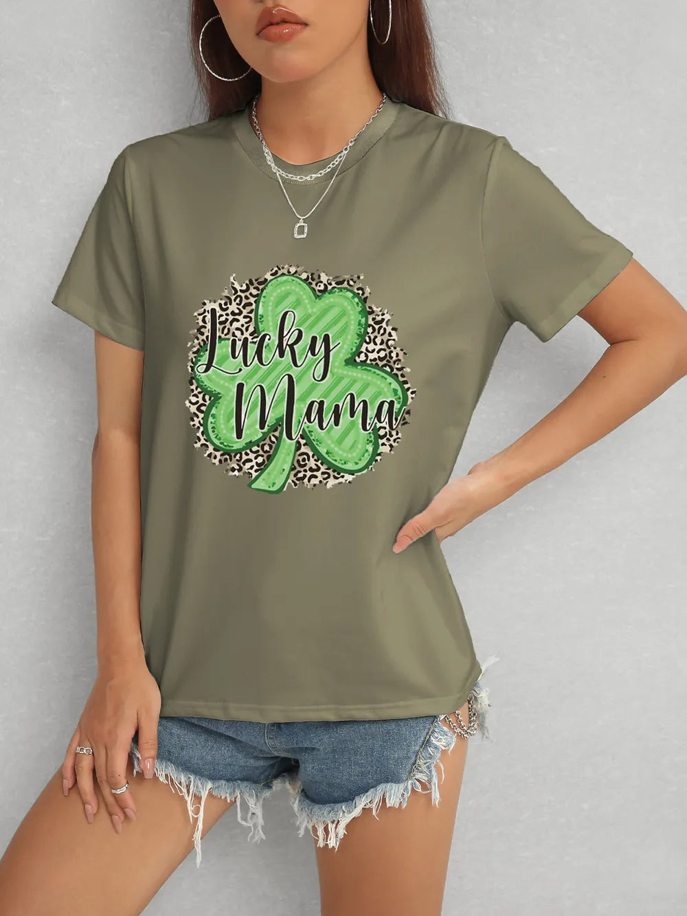 LUCKY MAMA Round Neck T-Shirt – Trendsi | ClozArt
