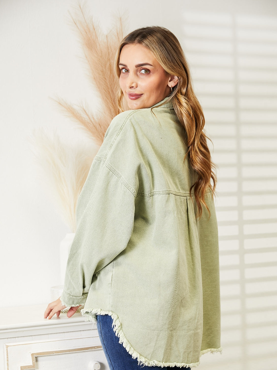 Distressed Raw Hem Denim Jacket – Trendsi | ClozArt