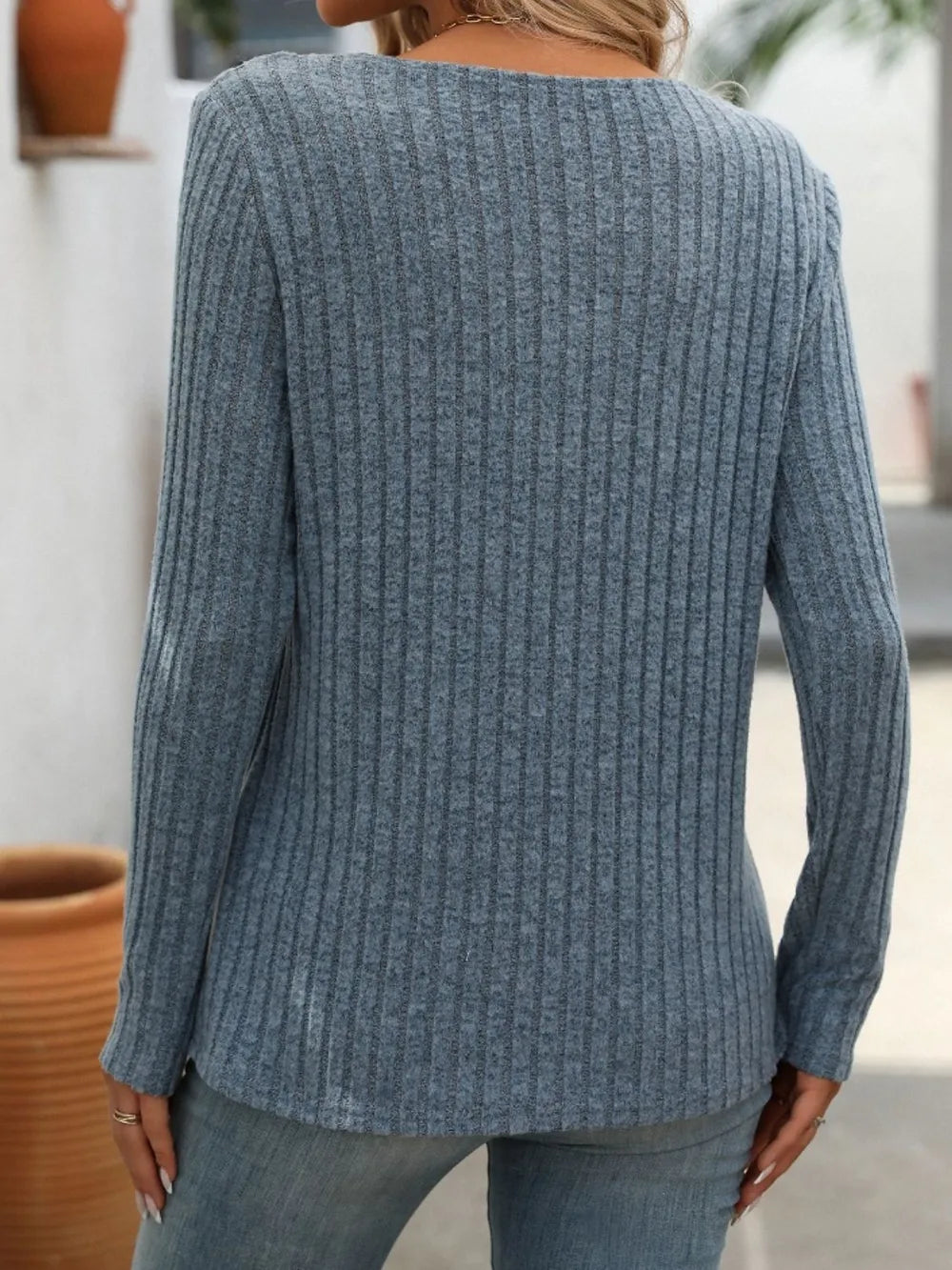 Mandy Ribbed V-Neck Long Sleeve T-Shirt – Trendsi | ClozArt