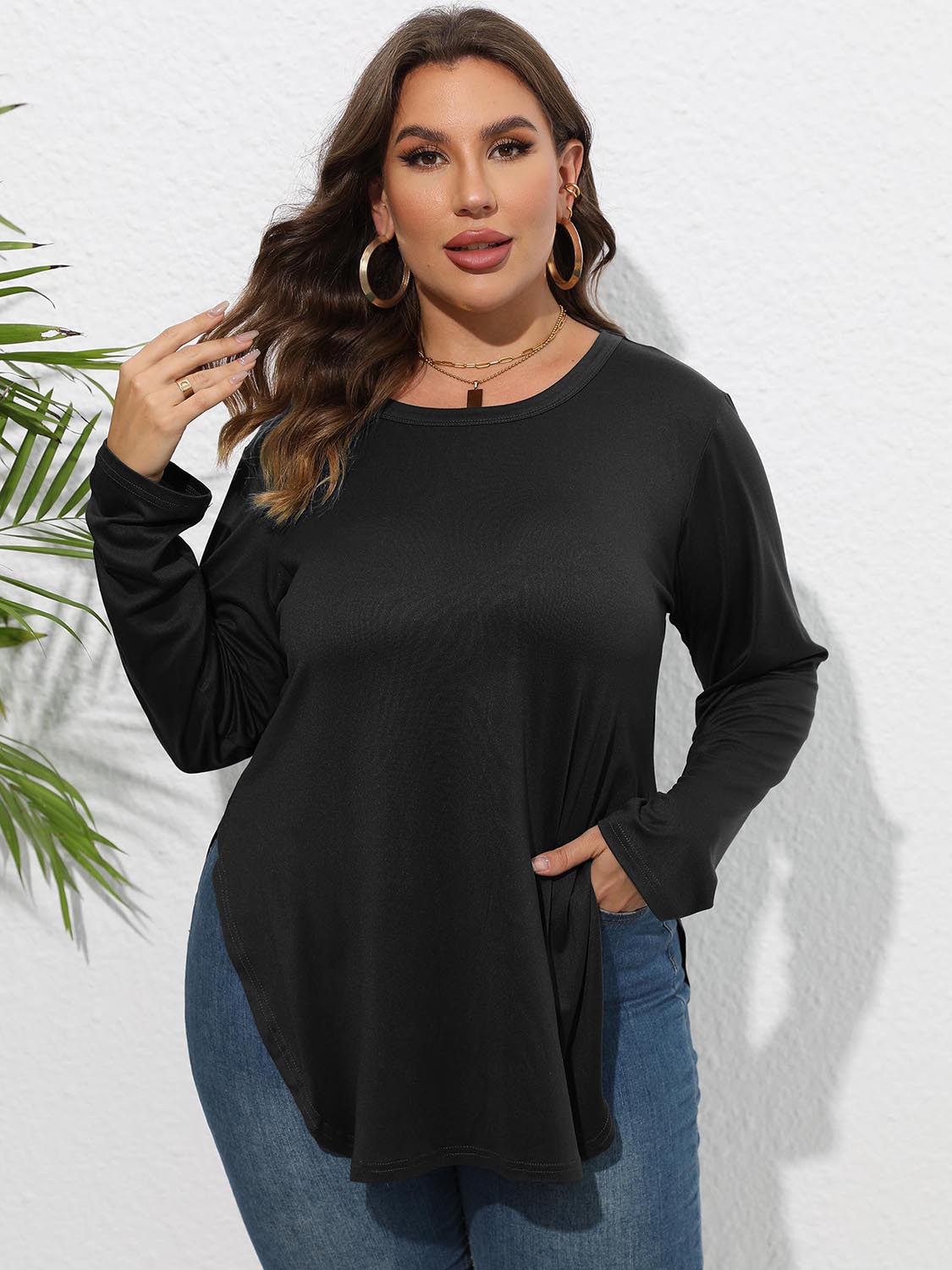Plus Size Round Neck Long Sleeve Slit T-Shirt – Trendsi | ClozArt