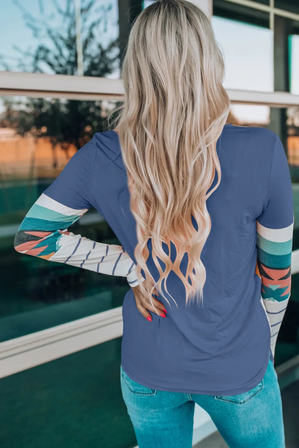 Geometric Round Neck Long Sleeve T-Shirt – Trendsi | ClozArt