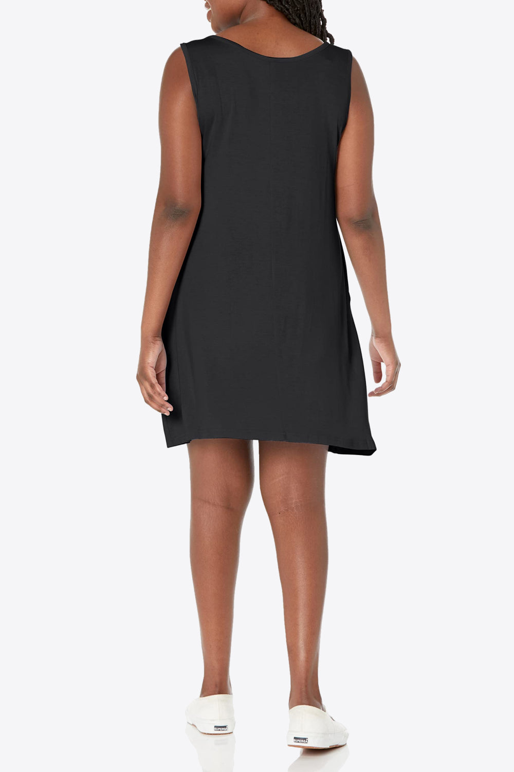 Full Size Round Neck Sleeveless Dress with Pockets – Trendsi | ClozArt