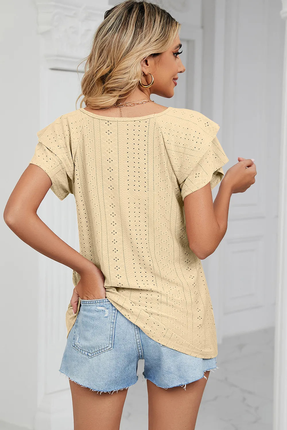 Eyelet V-Neck Short Sleeve T-Shirt – Trendsi | ClozArt
