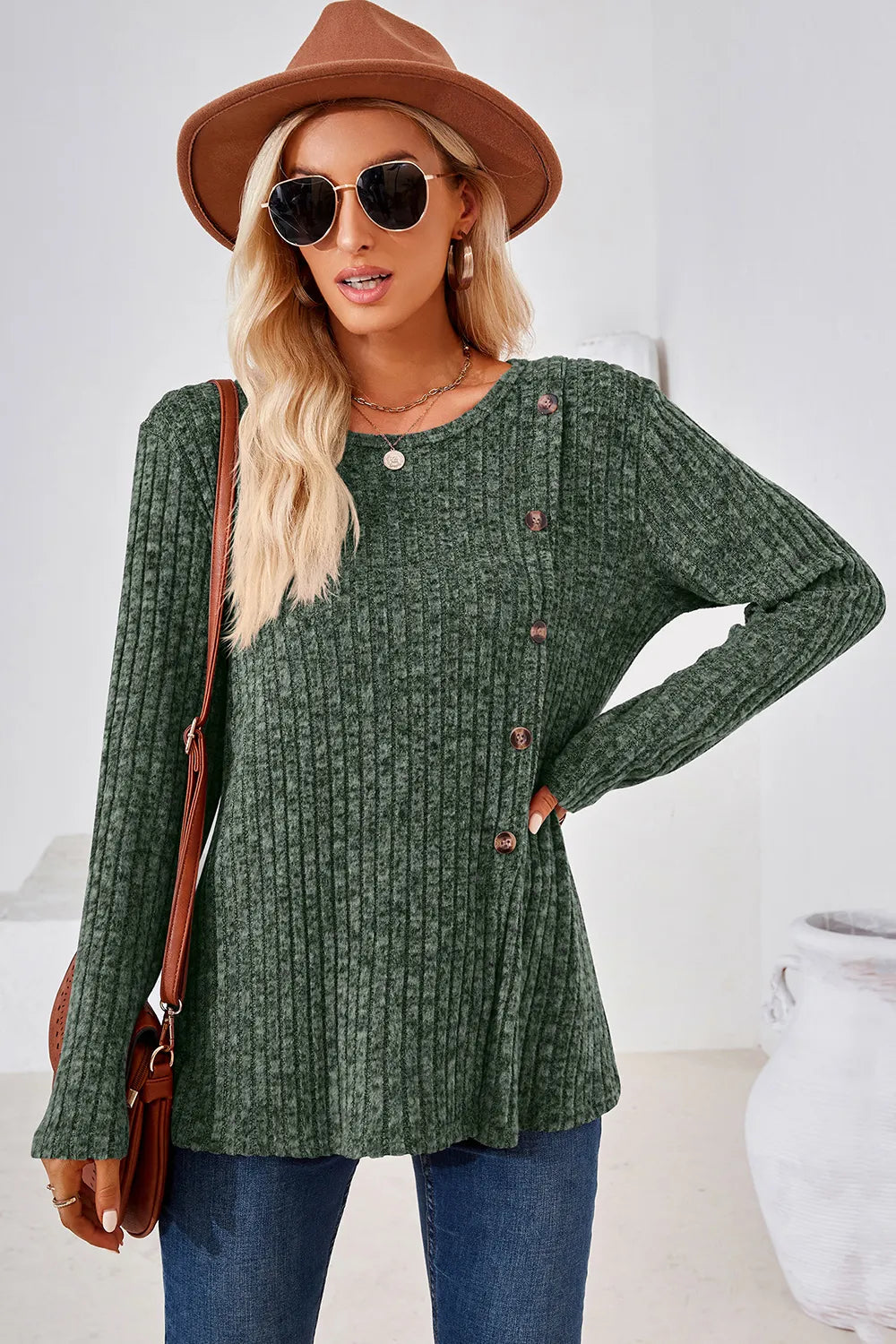 Round Neck Long Sleeve T-Shirt – Trendsi | ClozArt