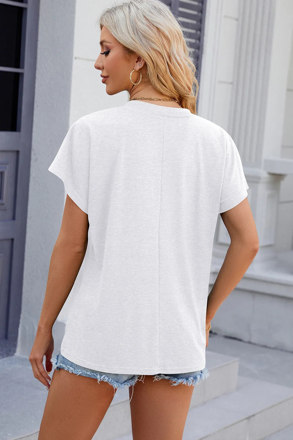 V-Neck Short Sleeve T-Shirt – Trendsi | ClozArt