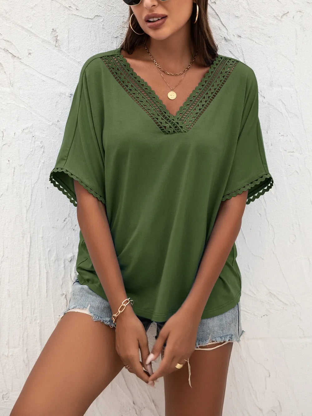 Ivy Lane Lace Detail V-Neck T-Shirt – Trendsi | ClozArt