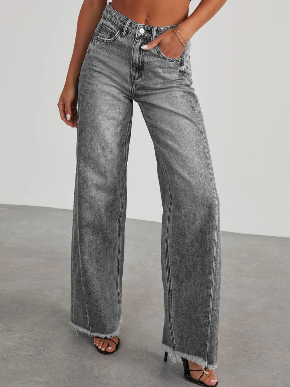 Raw Hem Wide Leg Jeans with Pockets – Trendsi | ClozArt