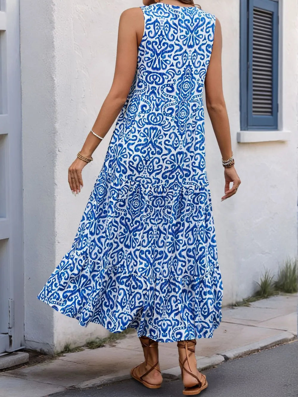 Perfee Decorative Button Printed Notched Sleeveless Midi Dress – Trendsi | ClozArt